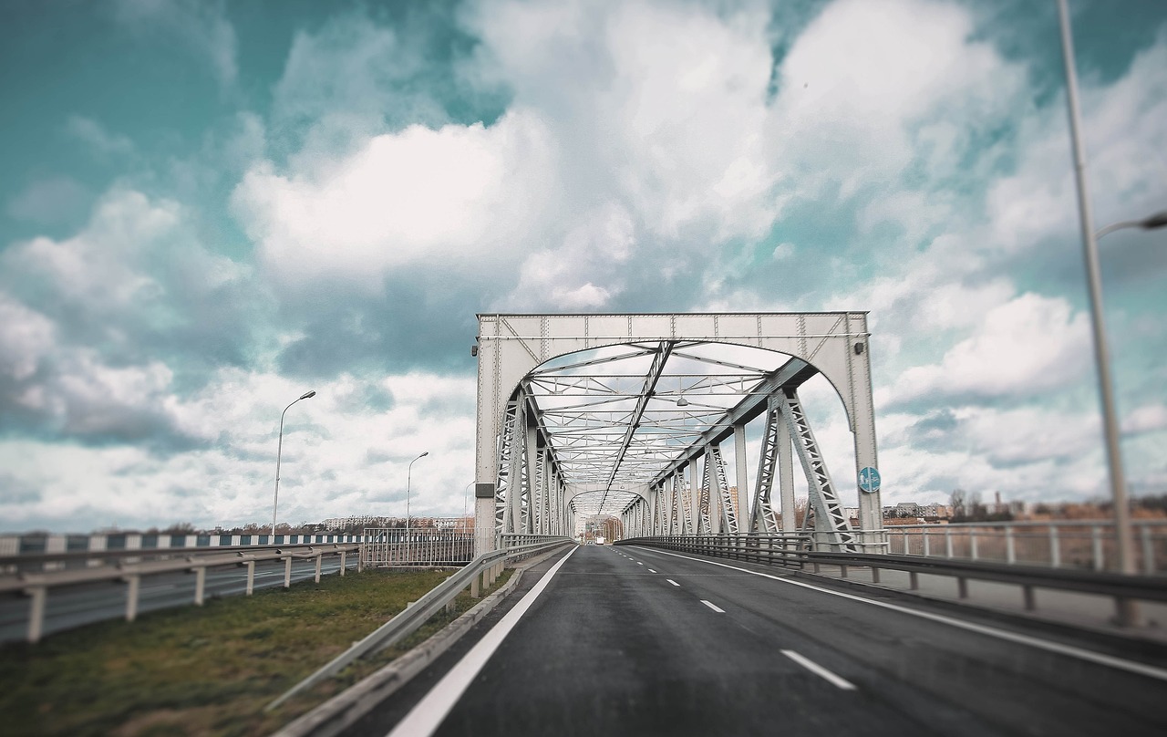 最新道路運(yùn)輸管理?xiàng)l例重塑行業(yè)生態(tài)，推動(dòng)高質(zhì)量發(fā)展