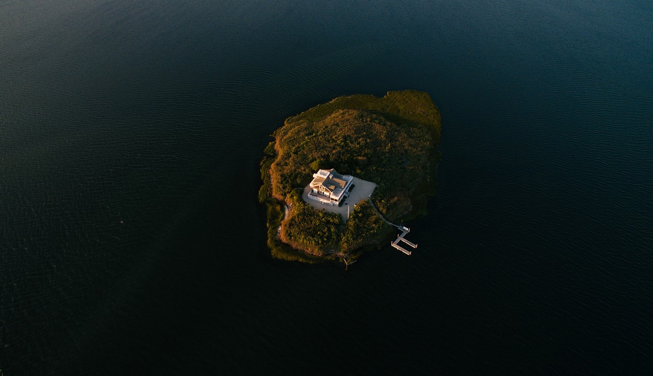 長興島航母最新動態(tài)揭秘，中國海軍建設(shè)邁入新紀(jì)元