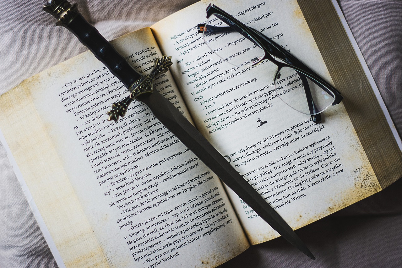 最新初中課本，開啟知識(shí)探索新篇章